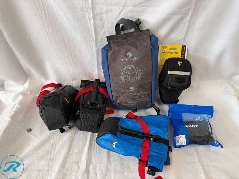Tray of Assorted Bike Bags - Roller Auctions