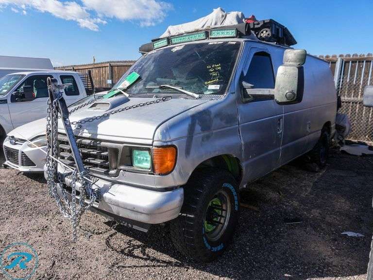 2004 Ford E250 Vans Econoline RWD
