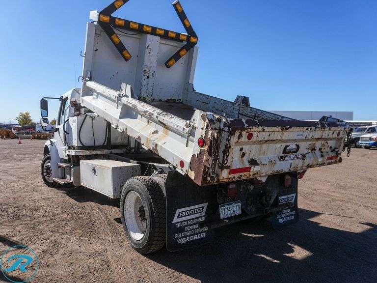 2007 Freightliner Business Class M2 S/A Dump Truck - Roller Auctions