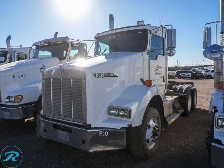 2008 Kenworth T800 T/A Truck Tractor - Roller Auctions