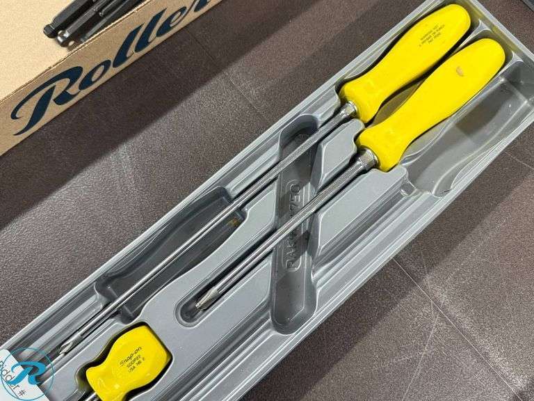 Snap-On Screwdriver Set (Missing 1 Screwdriver) - Roller Auctions