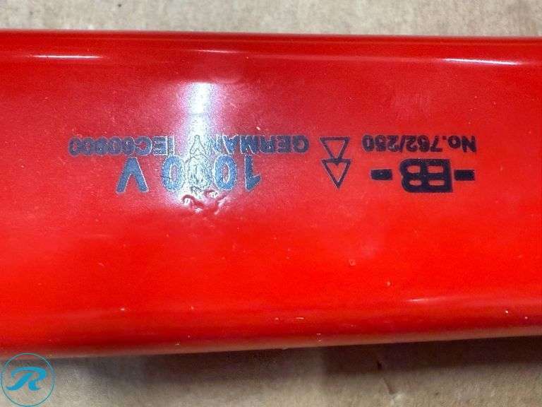 (3) Wiha Insulated Adjustable Wrenches, 1000V Rated - Roller Auctions