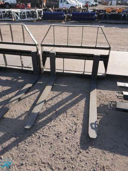 New Kivel Fork Attachment to Fit Skid Steer Loader, 48" Forks, 3500 Lb. Capacity - Roller Auctions