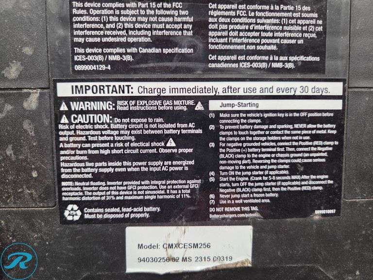 Craftsman CMXCESM256 Portable Jump Starter with Integrated Air Compressor - Roller Auctions