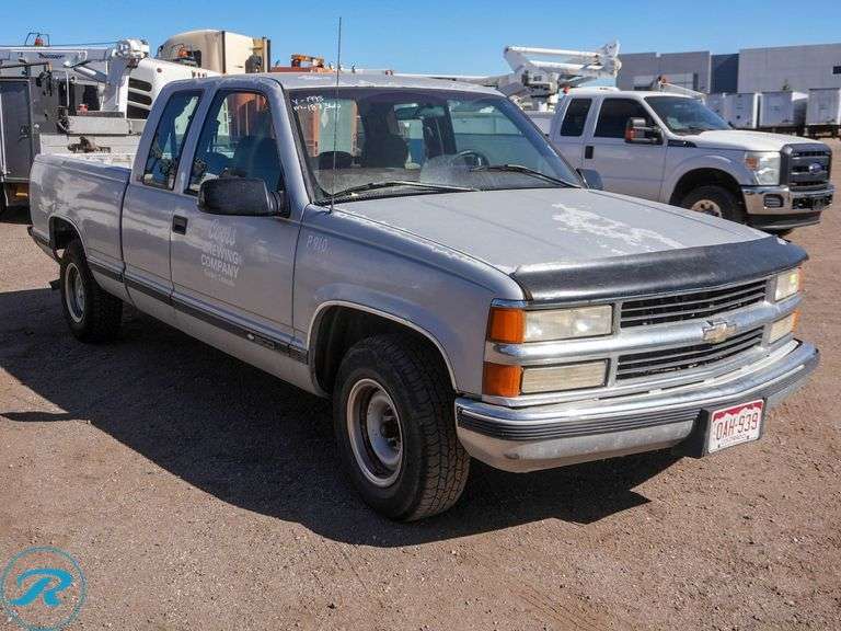 1997  Chevrolet  1500  Extended Cab Pickup - Roller Auctions