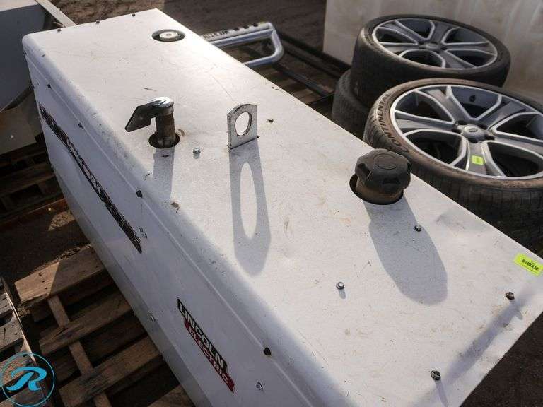 Lincoln Ranger 300DLX Welder/ Generator, 12,000 Watt, 300 Amp, 1-Phase - Roller Auctions