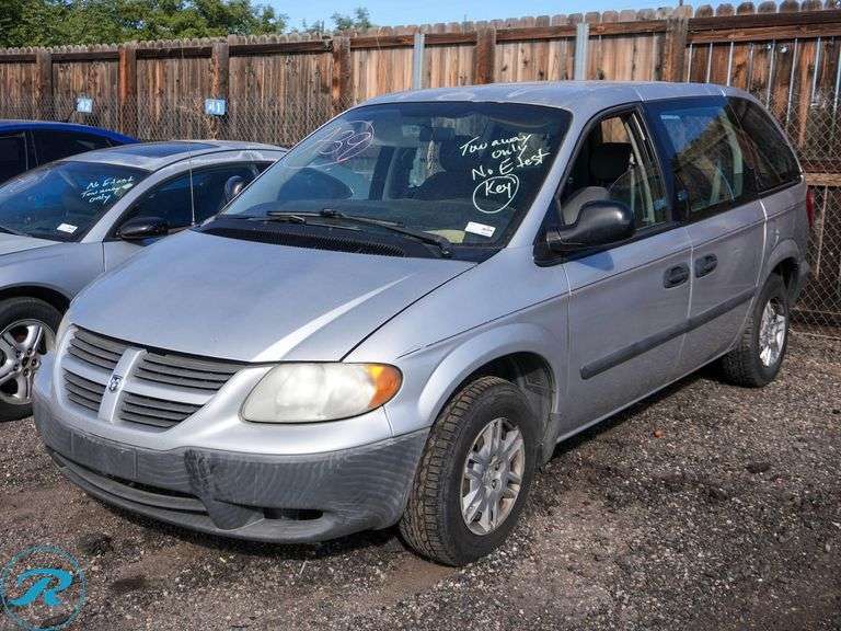 2005 Dodge Caravan SE FWD