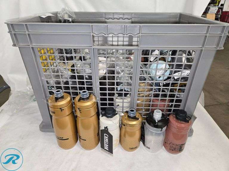 (40) CamelBak Water Bottles - Roller Auctions