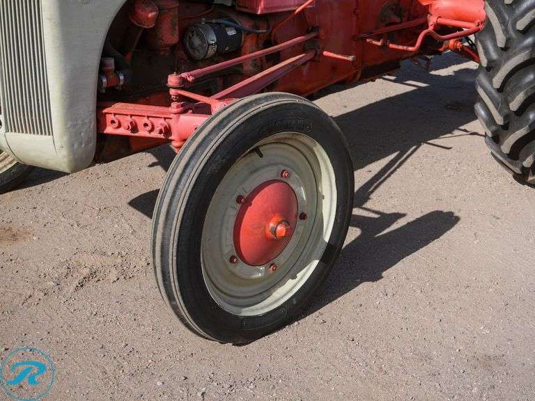 Ford  9N  Tractor, PTO, 3-Point - Roller Auctions
