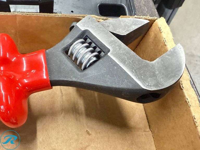 (3) Wiha Insulated Adjustable Wrenches, 1000V Rated - Roller Auctions