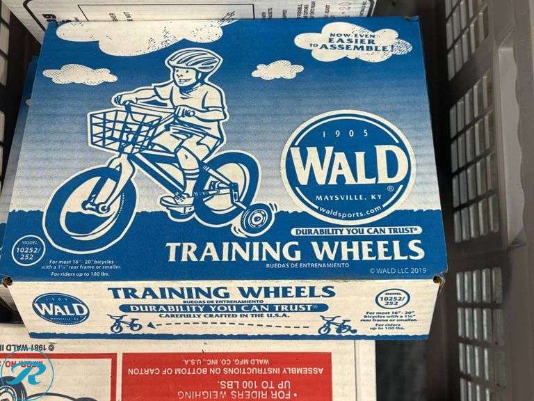 Tub of Training Wheels - Roller Auctions