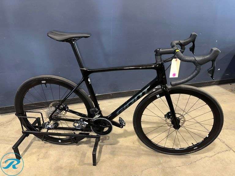 Giant TCR Road Bike, SRAM Rival Components, Size M/L - Roller Auctions