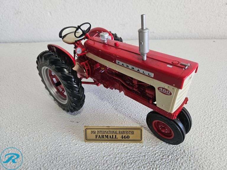 1957 International Harvester Farmall 460 Diecast Model Tractor - Roller Auctions