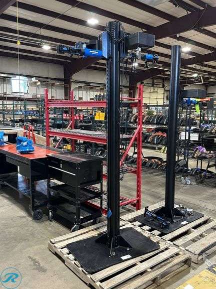 Park Tool PRS-33.2 Double Sided Power Lift Bicycle Repair Stand