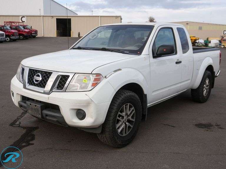 2017 Nissan Frontier SV 4WD Pickup