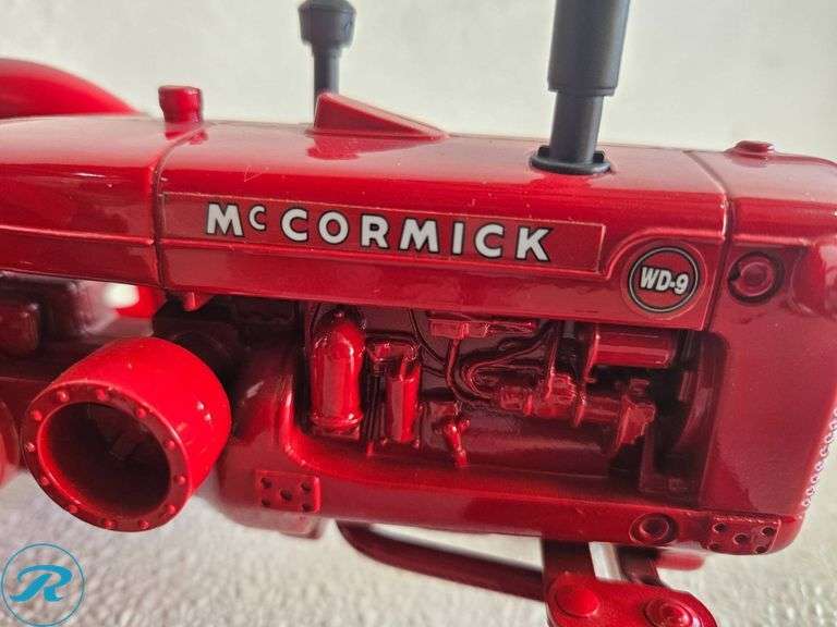 (2) McCormick WD-9 Diecast Model Tractors - Roller Auctions