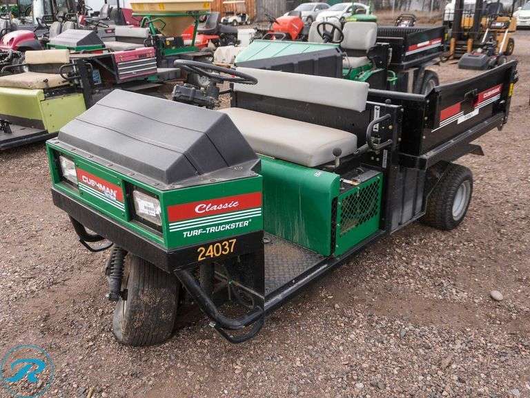 2002  Cushman  Turf-Truckster  RWD  Utility Cart