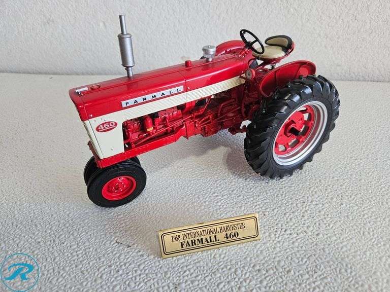 1957 International Harvester Farmall 460 Diecast Model Tractor - Roller Auctions