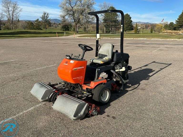 Jacobsen  Greens King 4 Plus  Ride-On Greens Mower