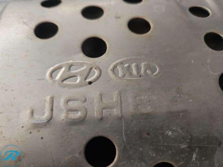 Hyundai/Kia JSH62 Catalytic Converter - Roller Auctions