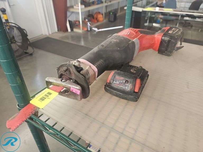 Milwaukee 2621-20 M18 Reciprocating Saw with (2) Batteries - Roller Auctions