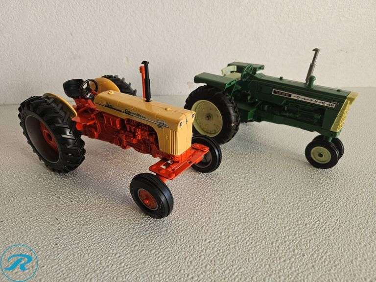 (2) Diecast Model Tractors: Case 800 and Oliver 1555
