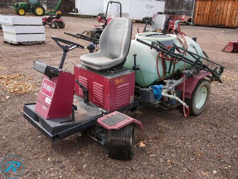 1995  Toro  Multi Pro 1100  RWD  Sprayer Cart