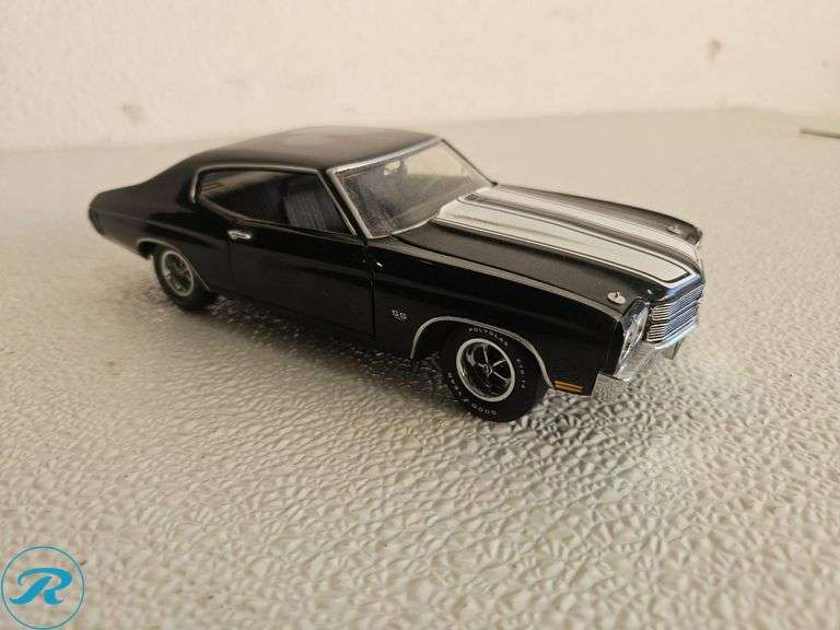 1970 Chevrolet Chevelle SS Diecast Model Car - Roller Auctions