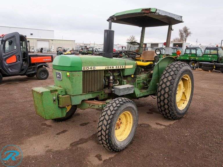 John Deere 2040 RWD Tractor