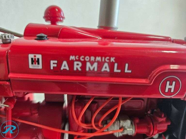 McCormick Farmall Model H Diecast Model Tractor - Roller Auctions