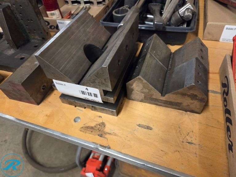 (3) Steel V Blocks for Machining and Positioning - Roller Auctions