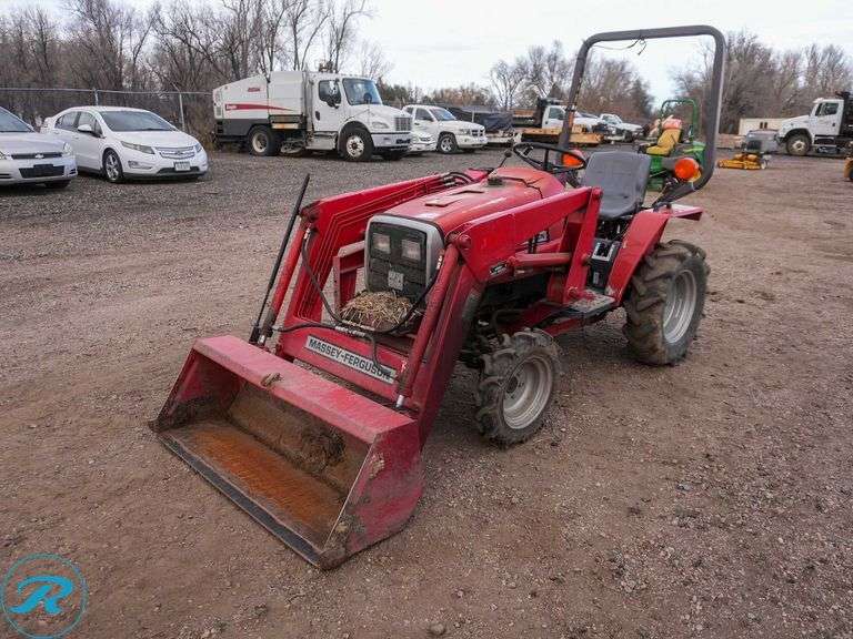 1997  Massey Ferguson  MF-1205  4WD  Tractor