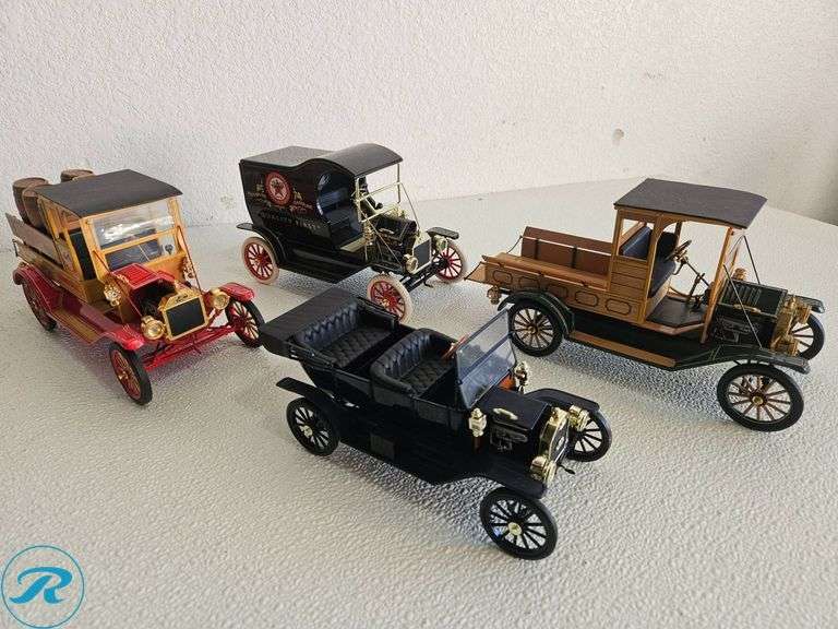 (4) Diecast Model Vehicles Featuring Early 20th Century Ford Trucks and Cars - Roller Auctions