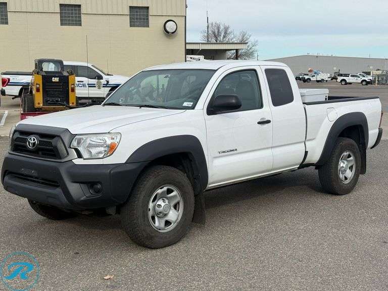 2014  Toyota  Tacoma  4WD Super Cab  Pickup