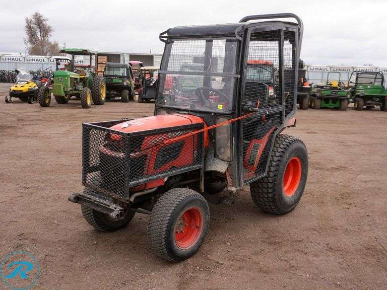 Kubota B2320 4WD Tractor