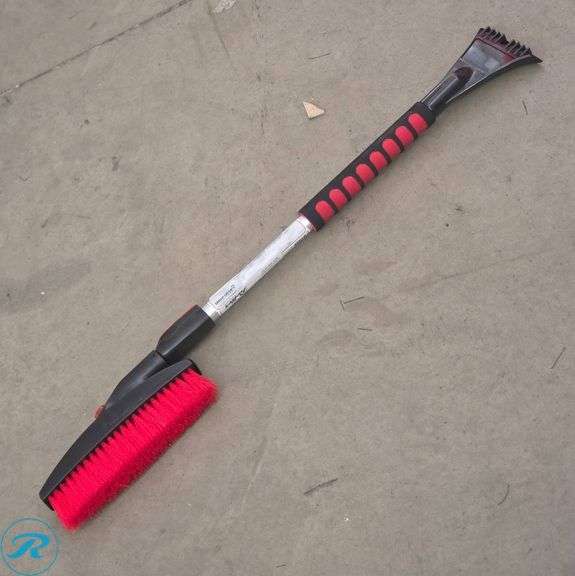 Telescoping Swivel Snow Brush and Ice Scraper