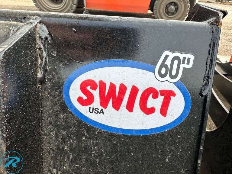 New Swict 60" Skid Steer Bucket - Roller Auctions