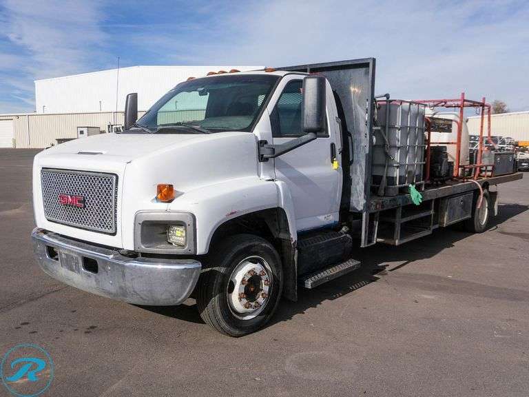 2008 GMC C6500 S/A Flatbed Truck