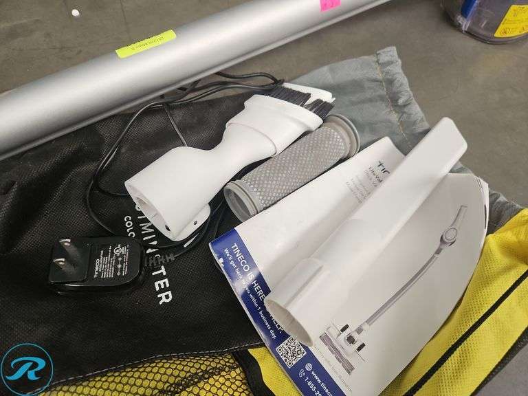 Tineco VA090100US Cordless Vacuum with Accessories, 21.6V - Roller Auctions