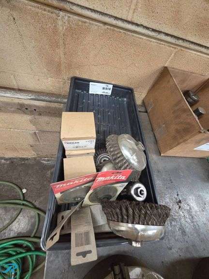 Tray of Wire Brushes Heads