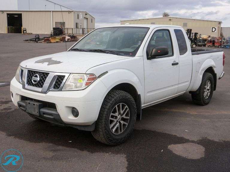 2016 Nissan Frontier SV 4WD Pickup