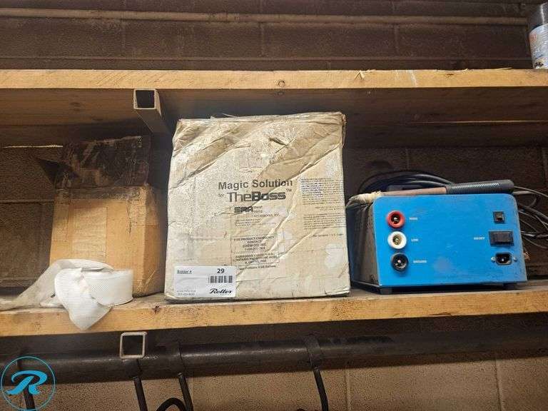 SMA The Boss Cleaning Set Up To Clean Stainless Welds