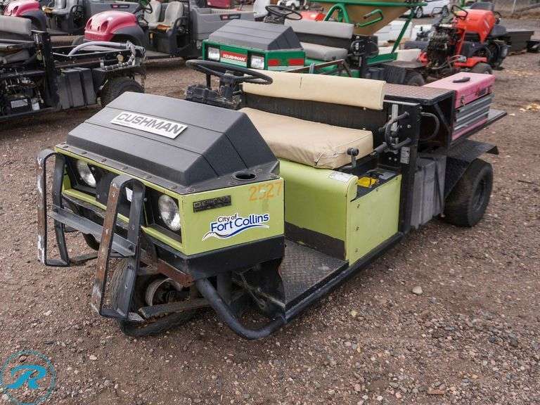 1991  Cushman  Turf-Truckster  RWD  Utility Cart