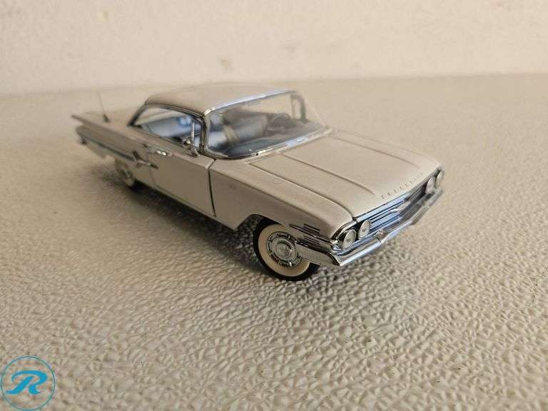 Chevrolet Impala 1960 Diecast Model Car