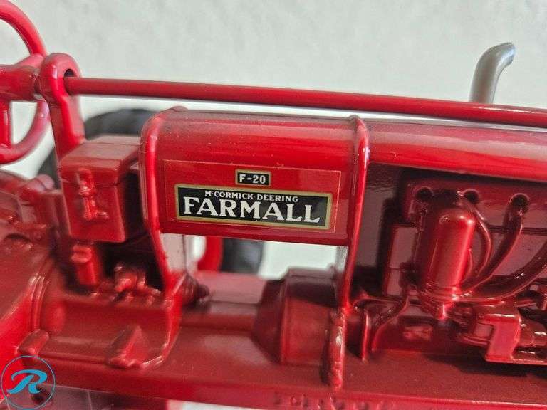 (2) McCormick-Deering Farmall Diecast Model Tractors, Models, F-12 and F-20 - Roller Auctions