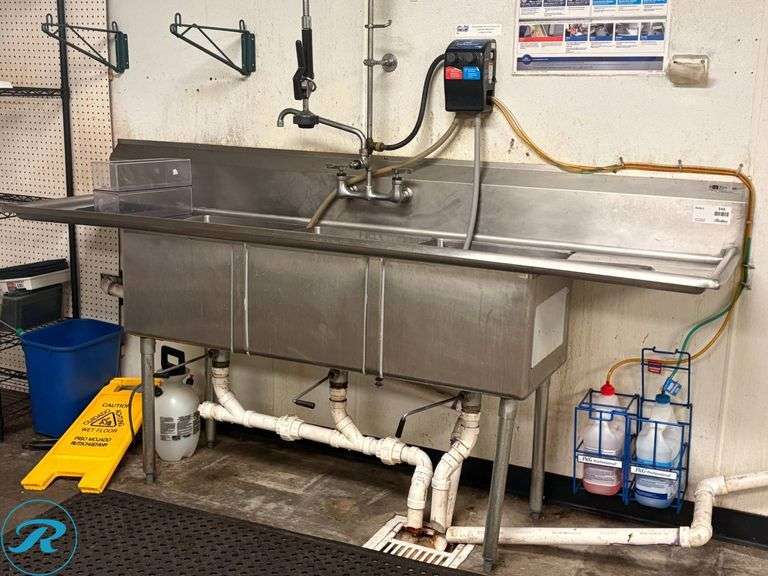 John Boos E3S8-18-14T18 Stainless Steel Three-Compartment Sink, 90″ x 24″