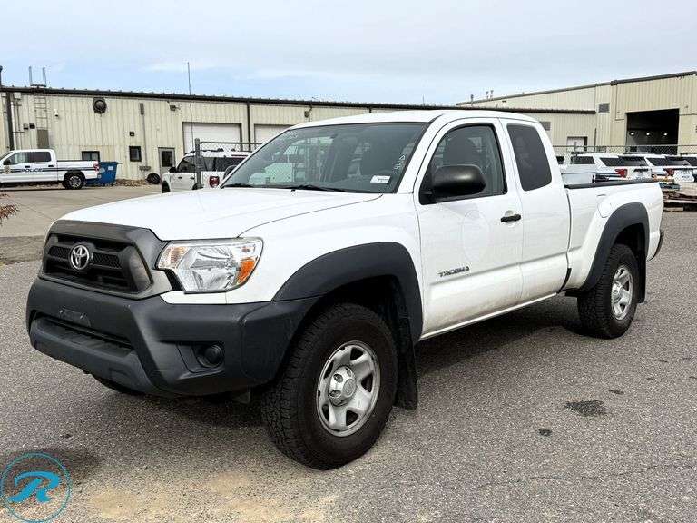 2014  Toyota  Tacoma  4WD Super Cab  Pickup