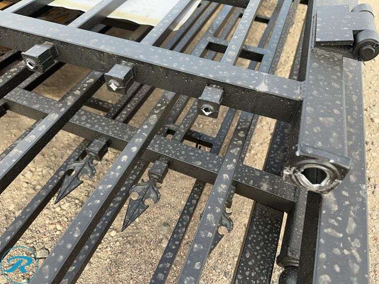 New KJ K0720 20' Bi-Parting Wrought Iron Gate, Deer Center Emblem (Damaged) - Roller Auctions