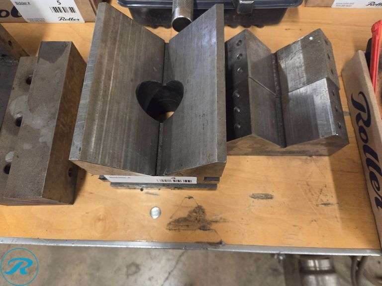 (3) Steel V Blocks for Machining and Positioning