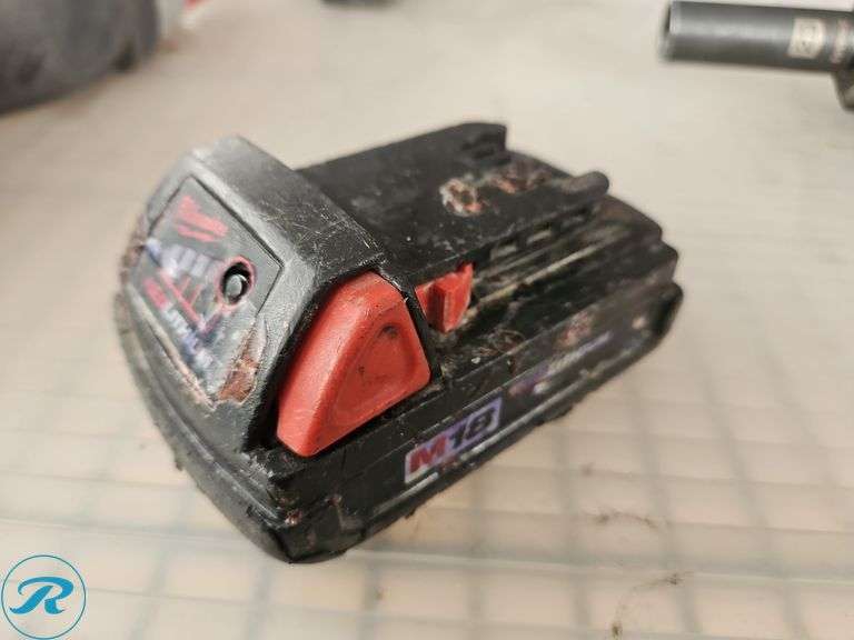 Milwaukee 2621-20 M18 Reciprocating Saw with (2) Batteries - Roller Auctions